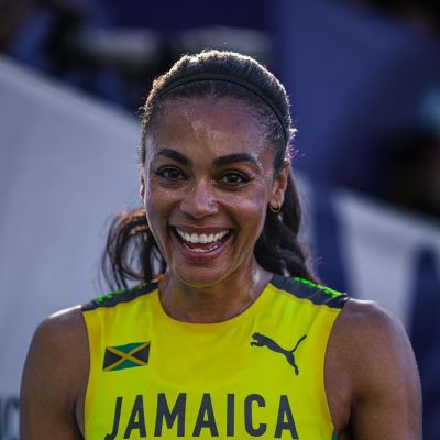 Adelle Tracey Height