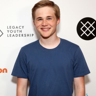 Casey Simpson Net Worth