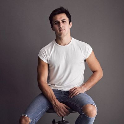 Chris Olsen- Wiki, Biography, Age, Height, Net Worth, Girlfriend