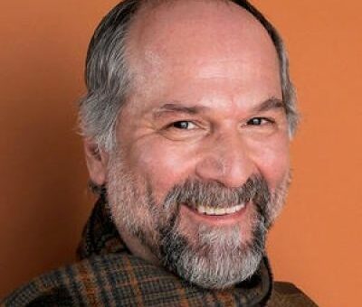 John Kapelos
