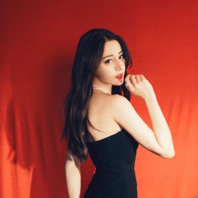 Dilraba Dilmurat Age