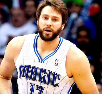 Josh McRoberts