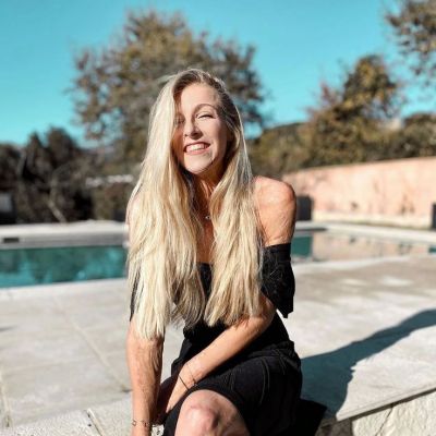 Julie Bourges Net Worth