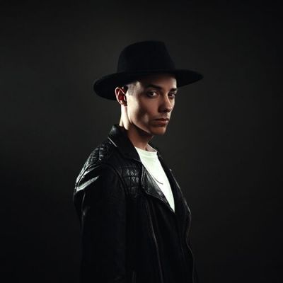 Leroy Sánchez Net Worth