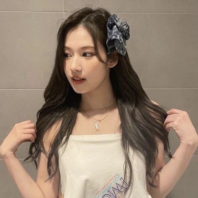 Sana Minatozaki Height