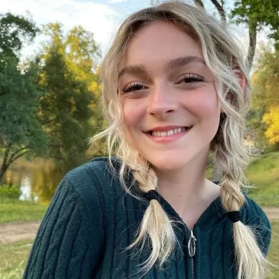 Sarah Dorothy Little Age