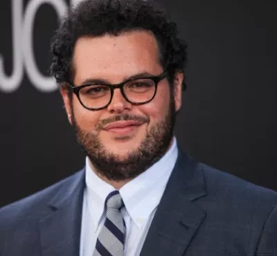 Josh Gad
