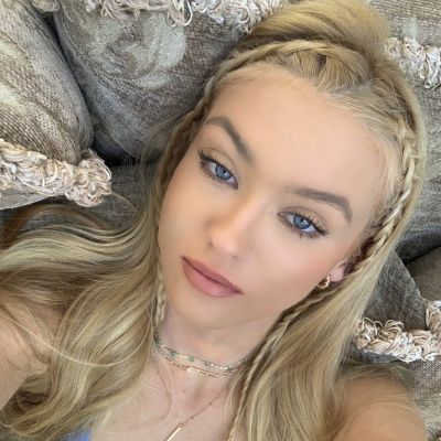 Chloe Rose Robertson