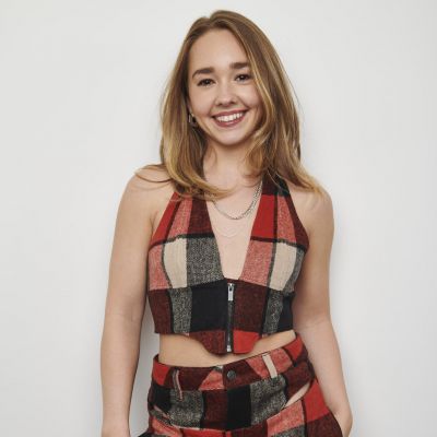 Holly Taylor