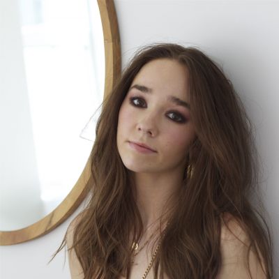 Holly Taylor