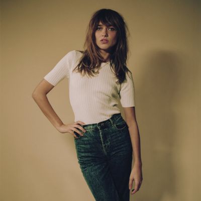 Alex Turner Girlfriend