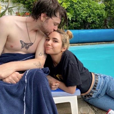  Finlay Munro Kemp Wife