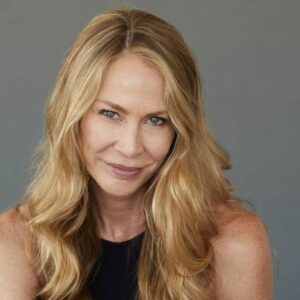 Kathleen Kinmont- Wiki, Age, Height, Net Worth, Husband (Updated on