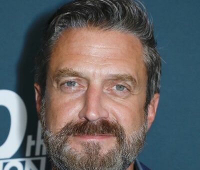 Raúl Esparza