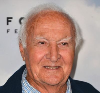 Robert Loggia