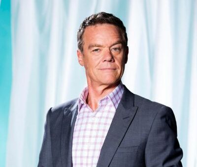 Stefan Dennis