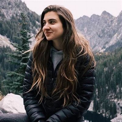 Isabel Paige- Age, Height, Wiki, Net Worth, Boyfriend (Updated on