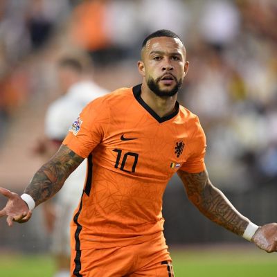 Who Is Memphis Depay? Is He Christian Or Muslim? Football Player Wiki ...