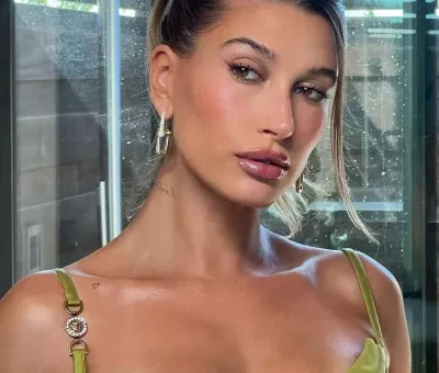 Hailey Bieber