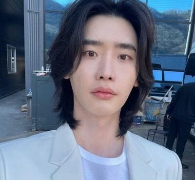 Lee Jong Suk