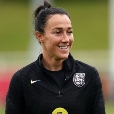 Lucy Bronze