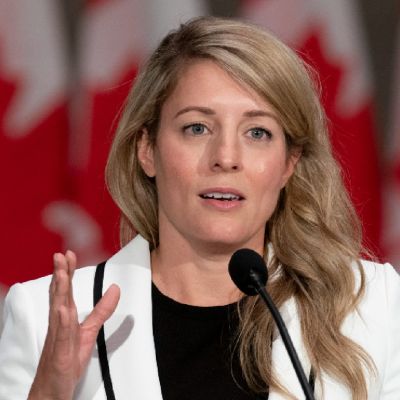 Melanie Joly