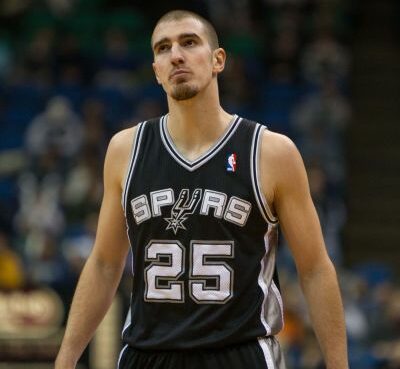 Nando De Colo